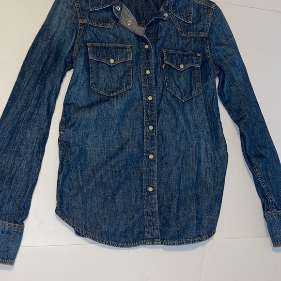 Levi’s Dark Denim Button Down Shirt - Women’s Size Small - Picture 5 of 9